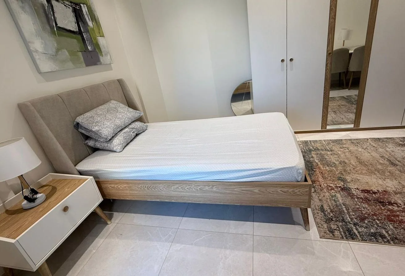 Spacious 2 Bedroom Apartment for RESALE