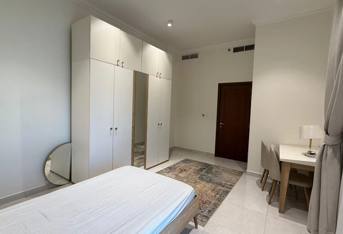 Spacious 2 Bedroom Apartment for RESALE