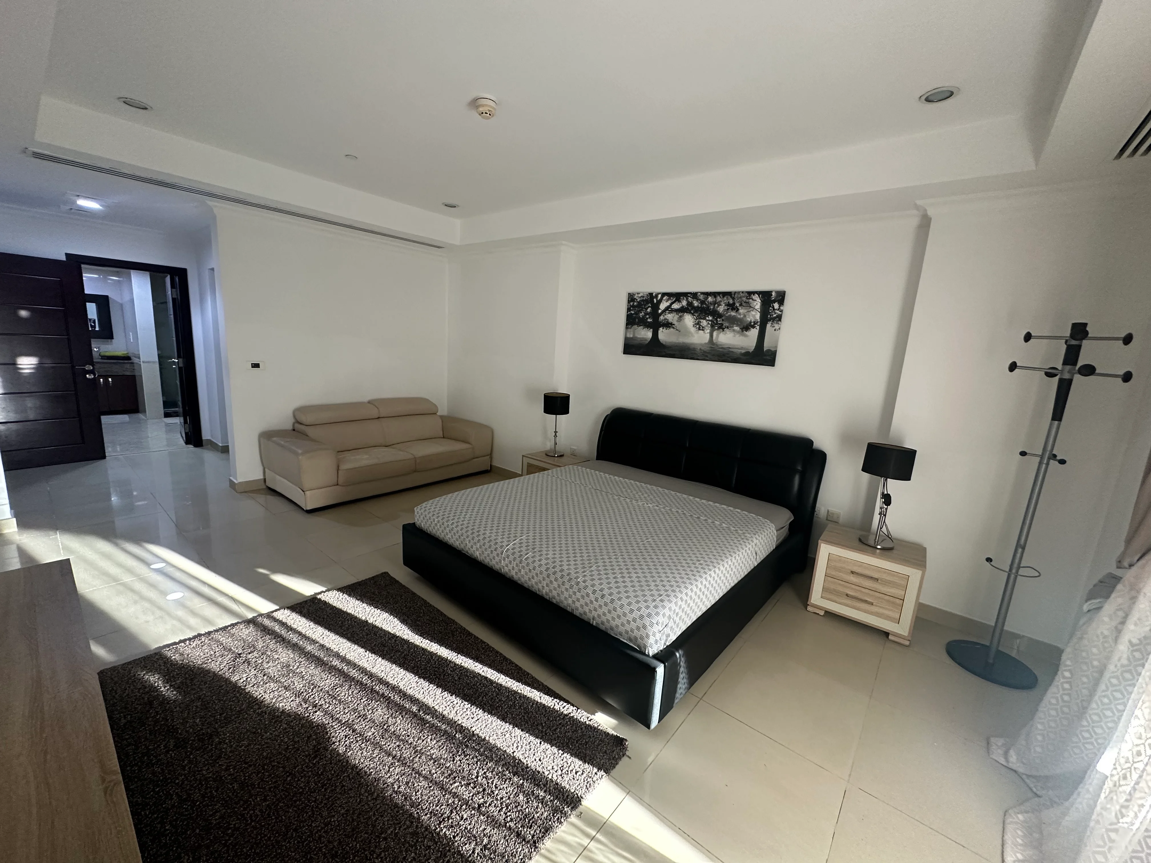 2 Bedroom Fully Furnished Side Marina View