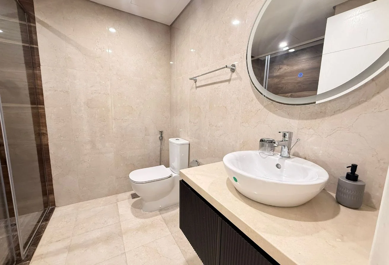 Distress Sale: Spacious 2BHK for Only 1.4M QAR
