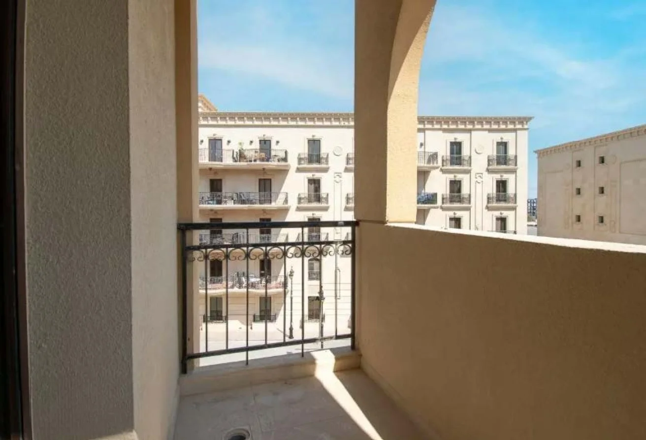 1 BED ROOM APARTMENT AVALIBLE FOR SALE IN LUSAIL ,