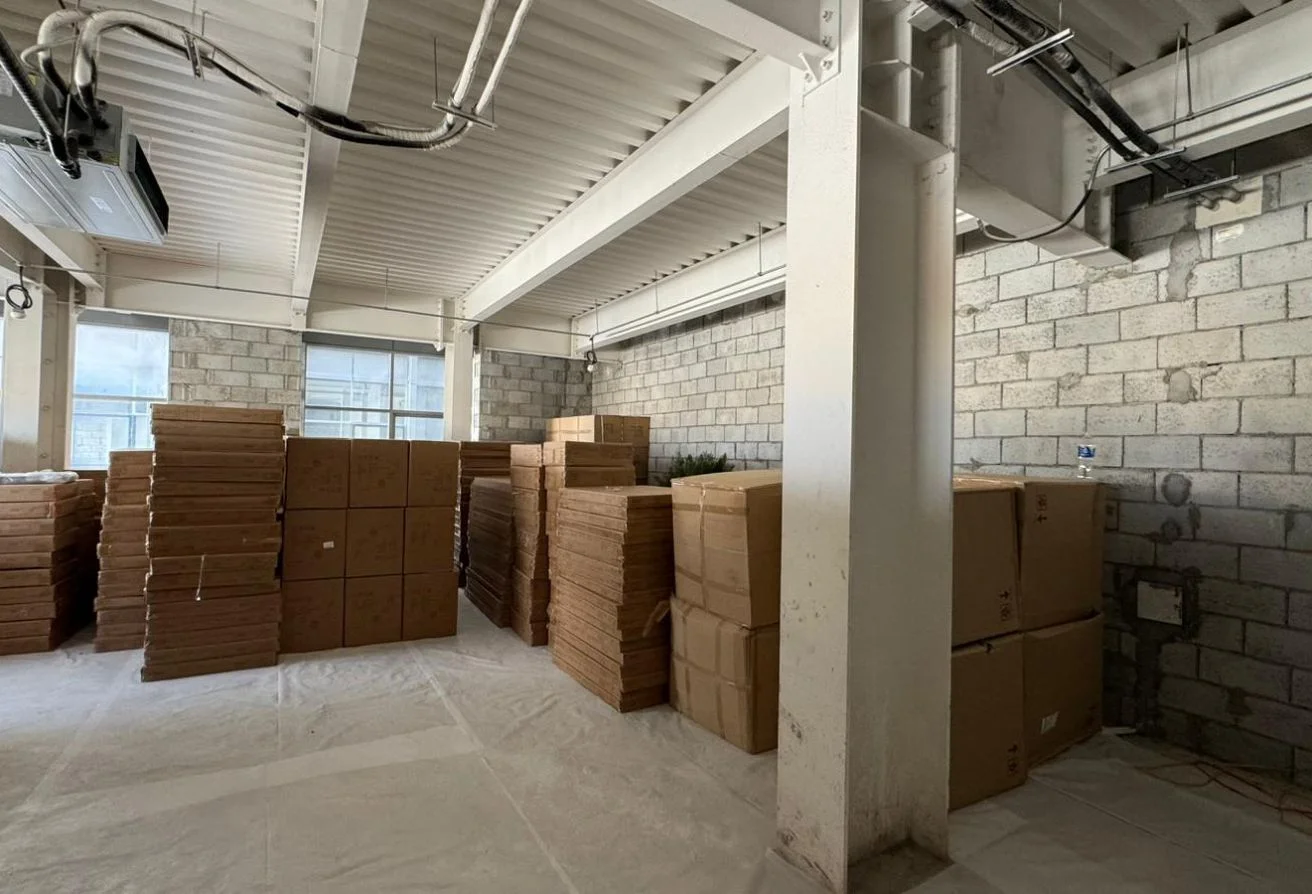 spacious commercial unit, Educational & wellness
