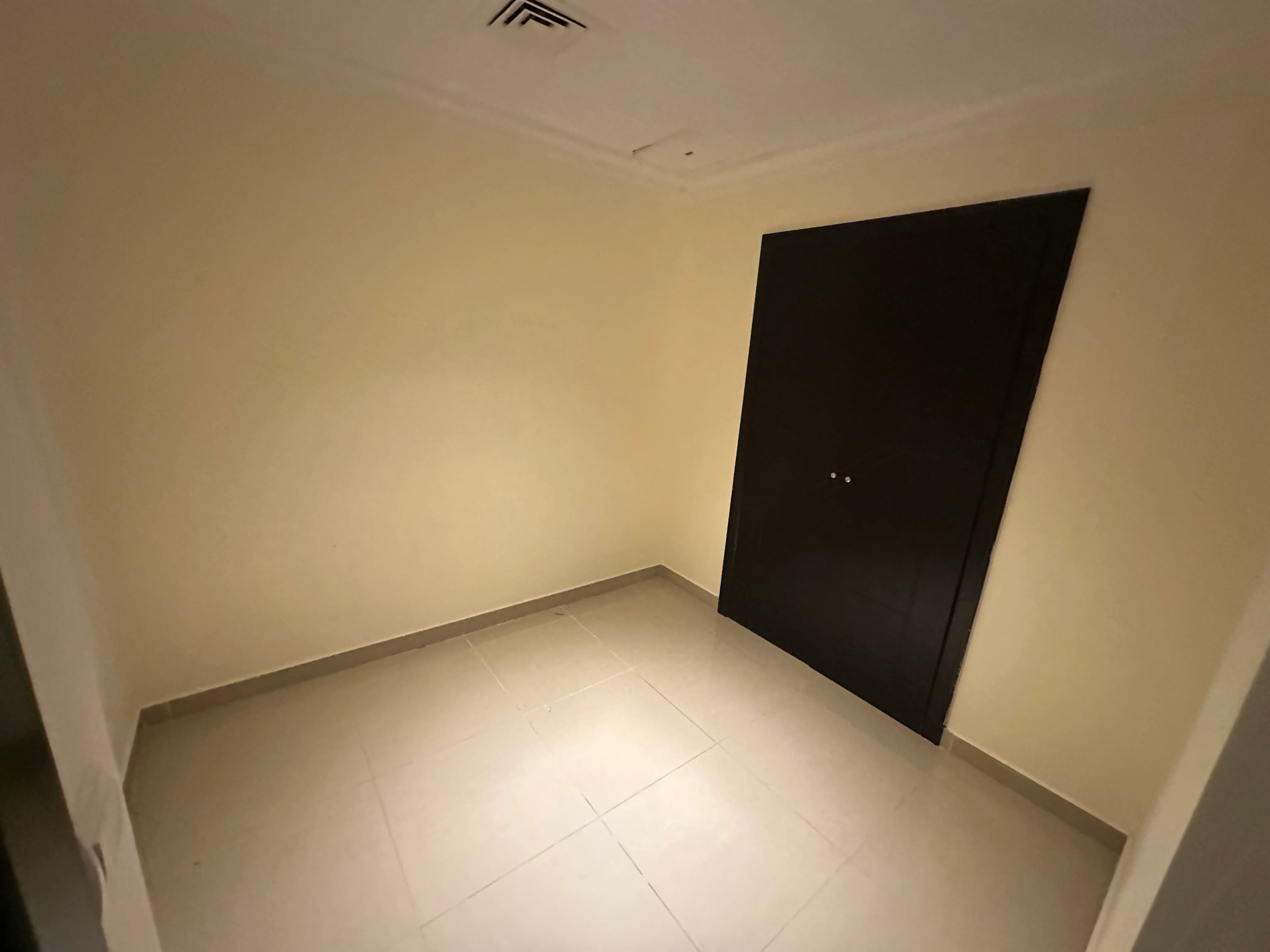 1+Office Higher Floor Panoramic City View