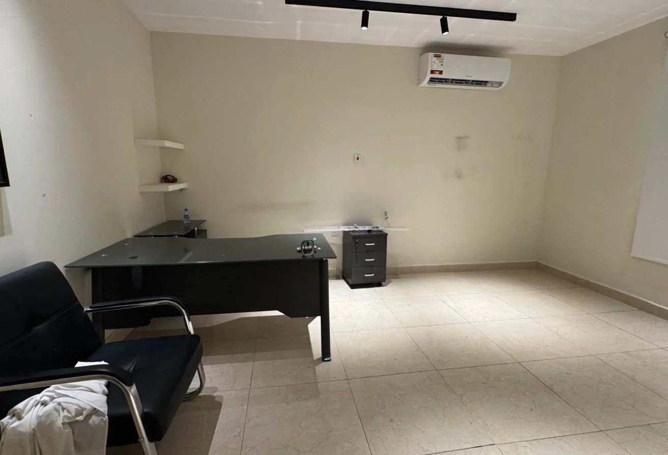 Fitted Space – Massage, Recovery/Multi-Purpose Use