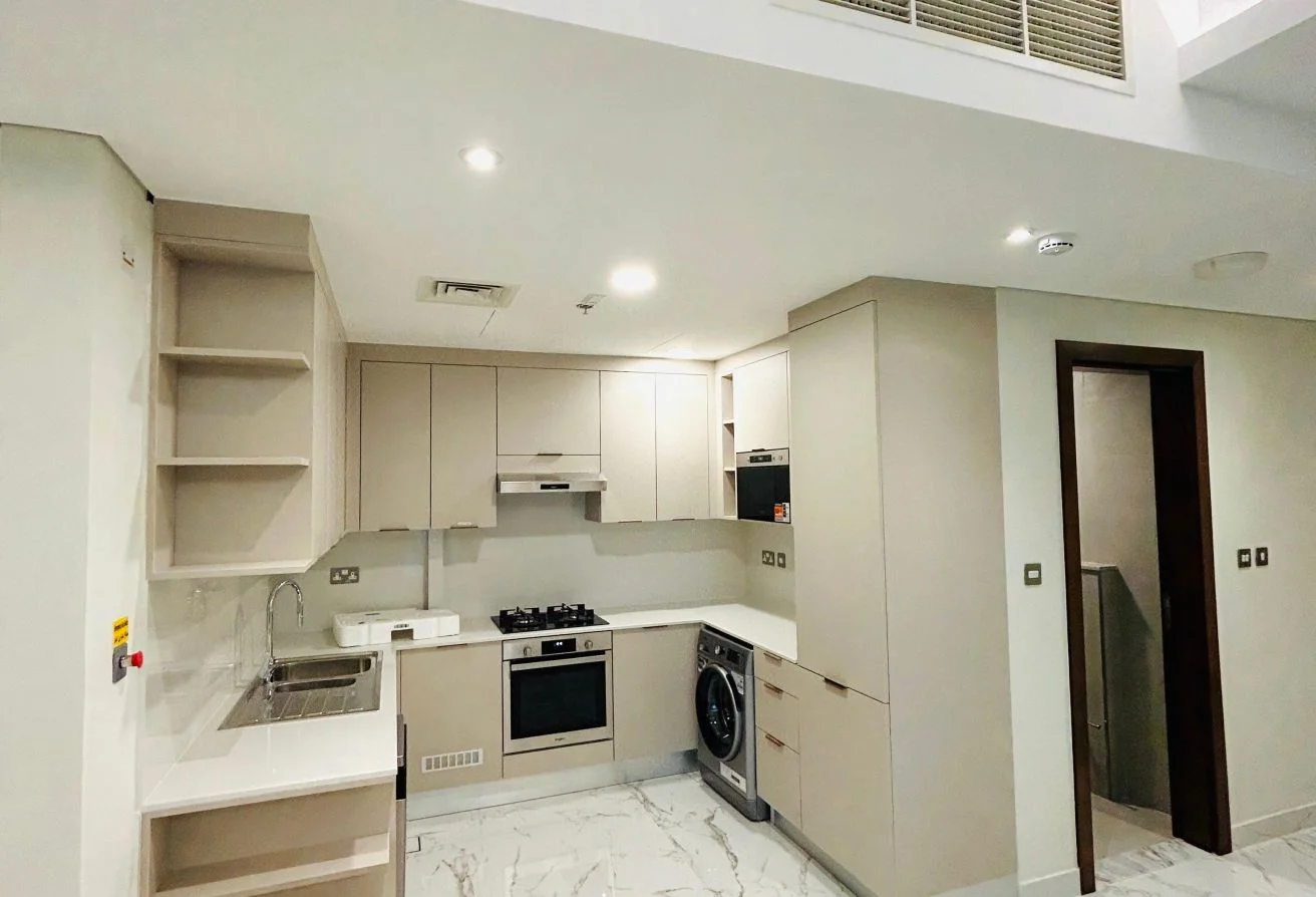 PAY JUST 1.1M , READY TO MOVE IN MARINA LUSAIL