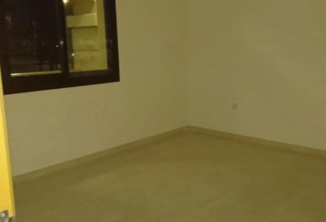 ELEGANT 2 BHK BEST PRICE NEAR TO TRAMSTATION