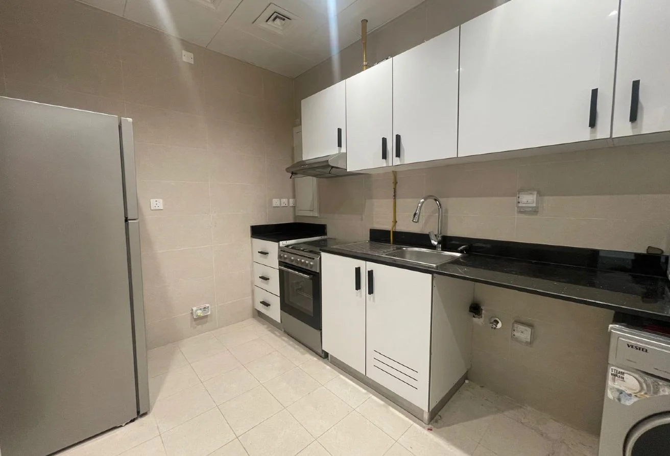 LAVISH 2 BED ROOMS APARTMENT IN BLOSSOM TOWER
