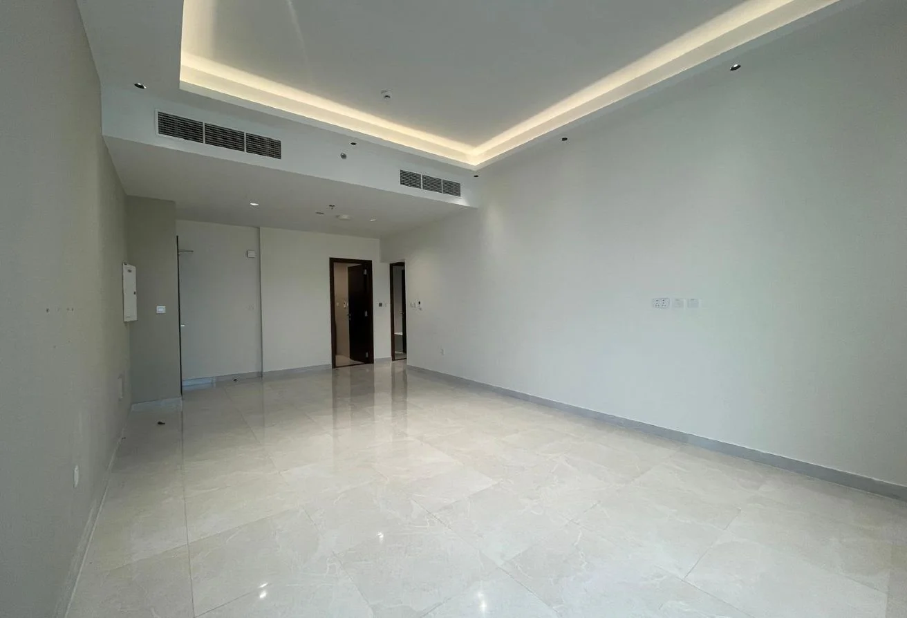 LAVISH 2 BED ROOMS APARTMENT IN BLOSSOM TOWER