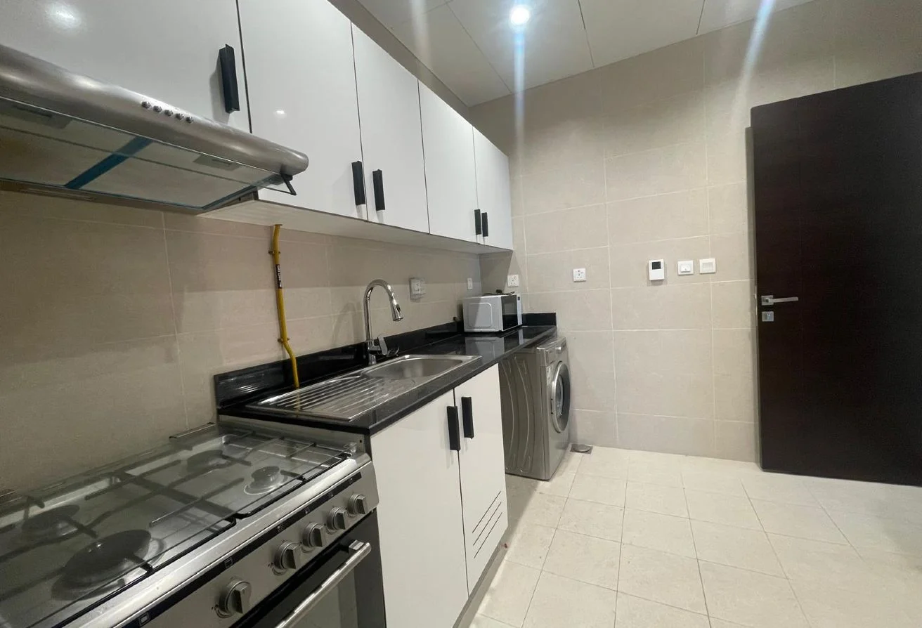 LAVISH 2 BED ROOMS APARTMENT IN BLOSSOM TOWER