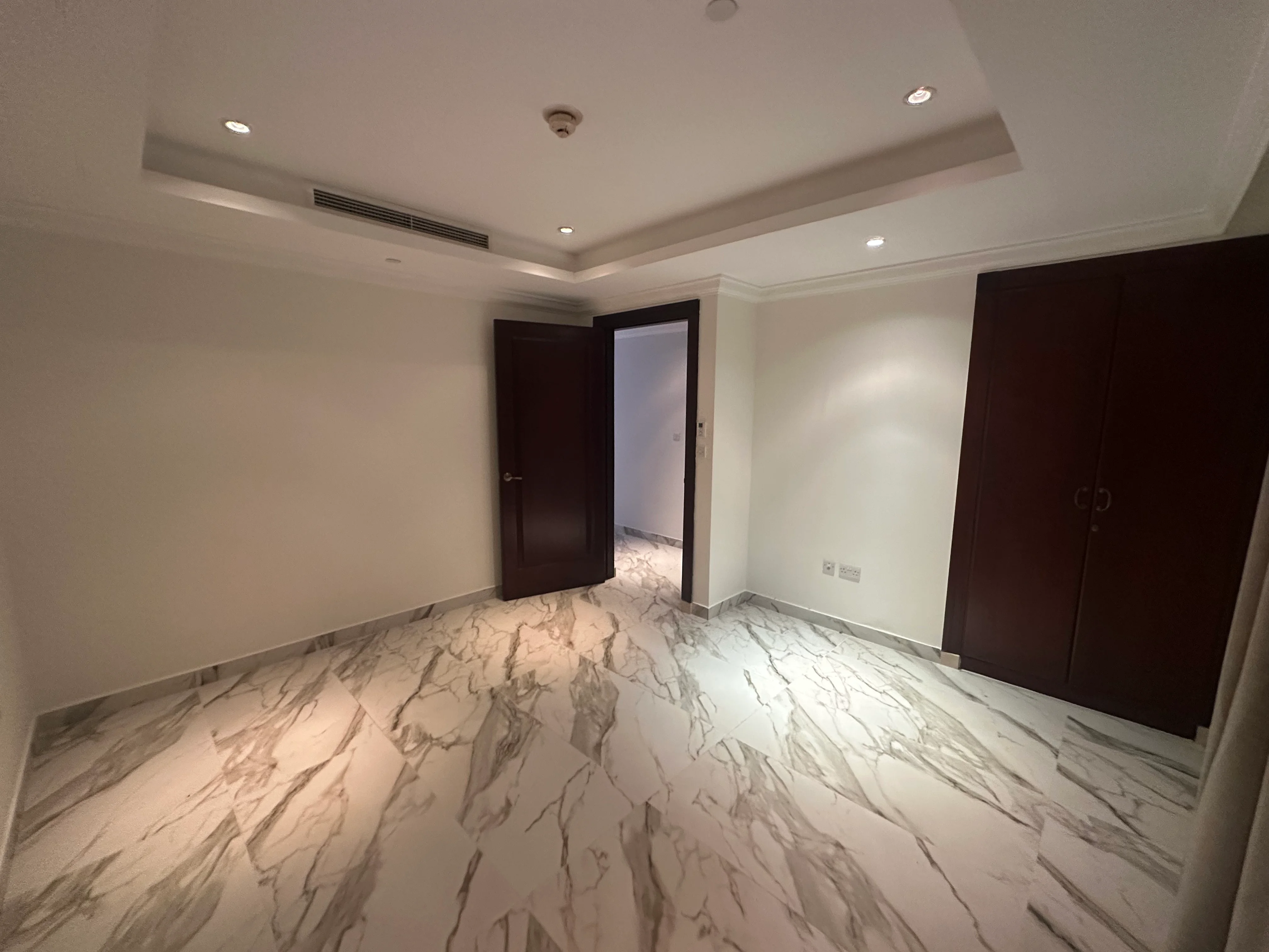 Townhouse Duplex || 4 Bedroom || Marina View