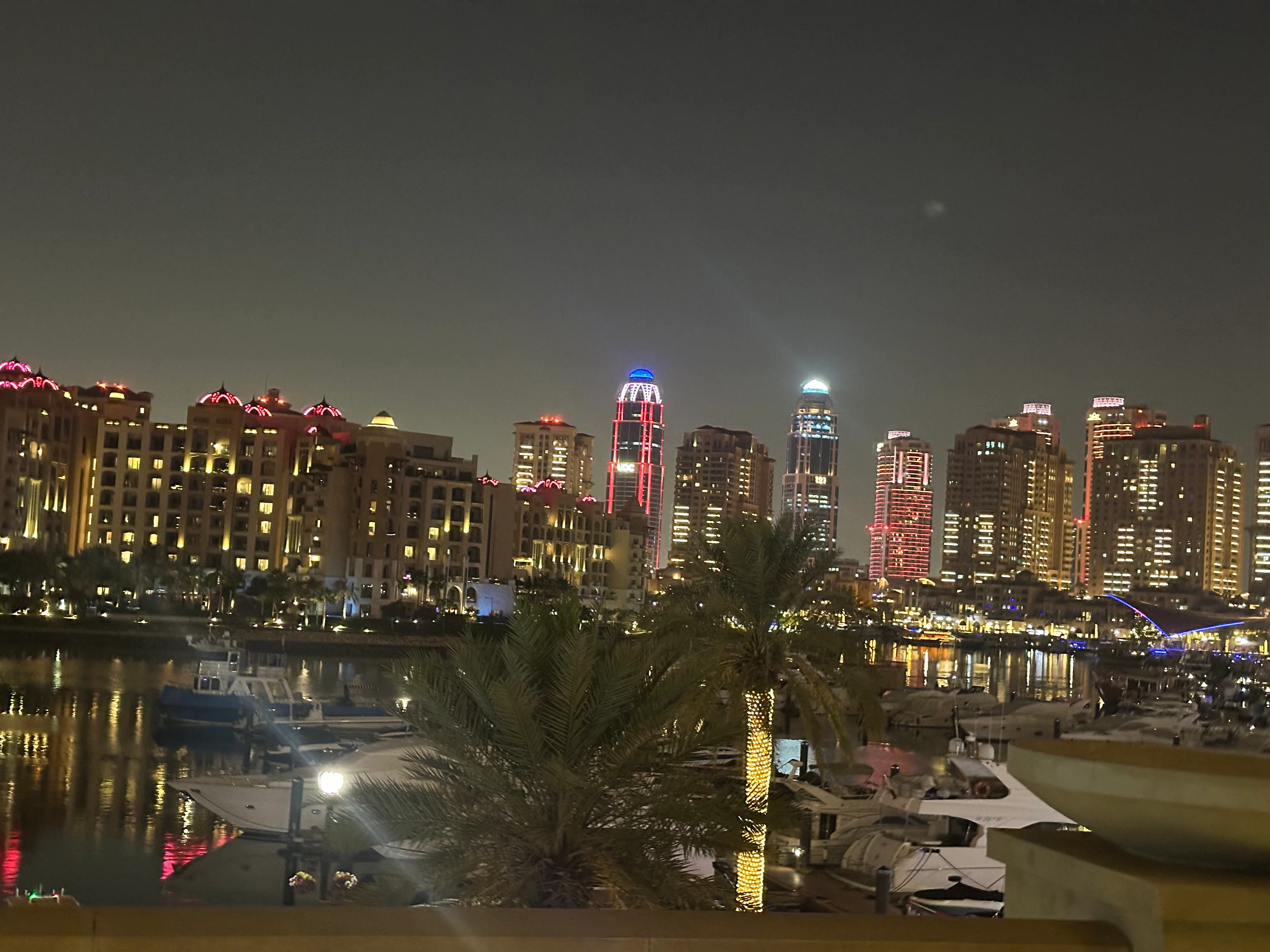 Townhouse Duplex || 4 Bedroom || Marina View - view 1