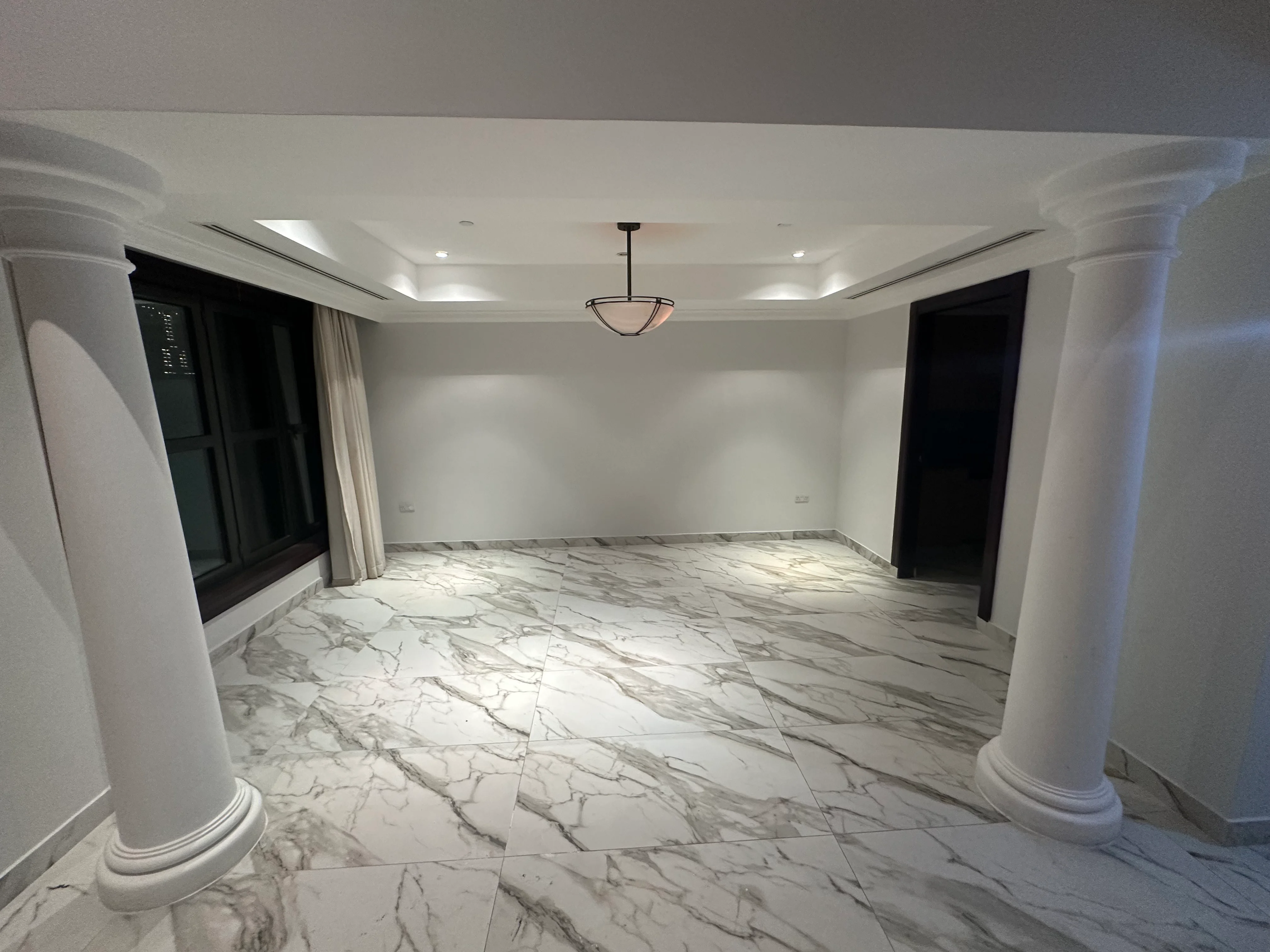 Townhouse Duplex || 4 Bedroom || Marina View