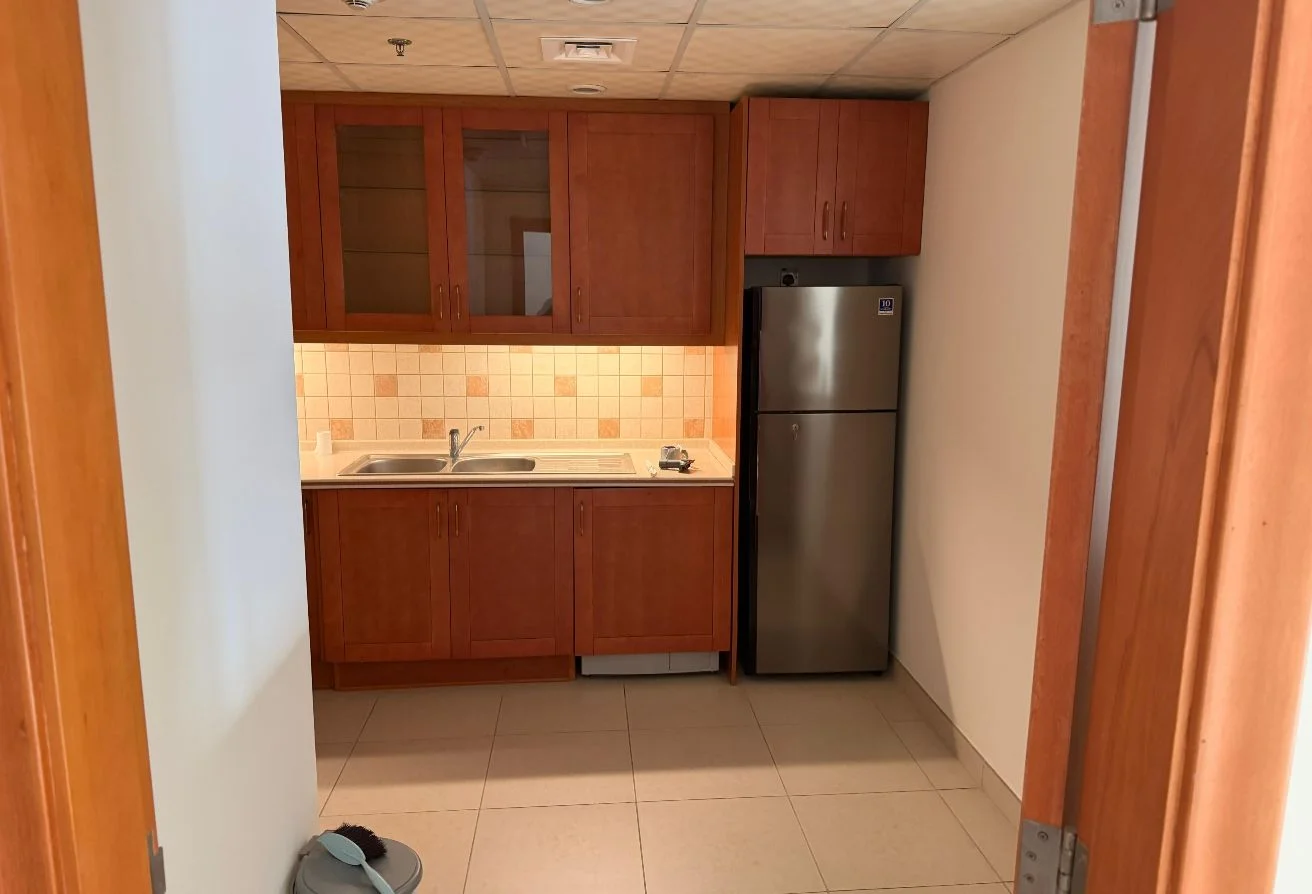 1  BHK FOR RENT BIG HOLL