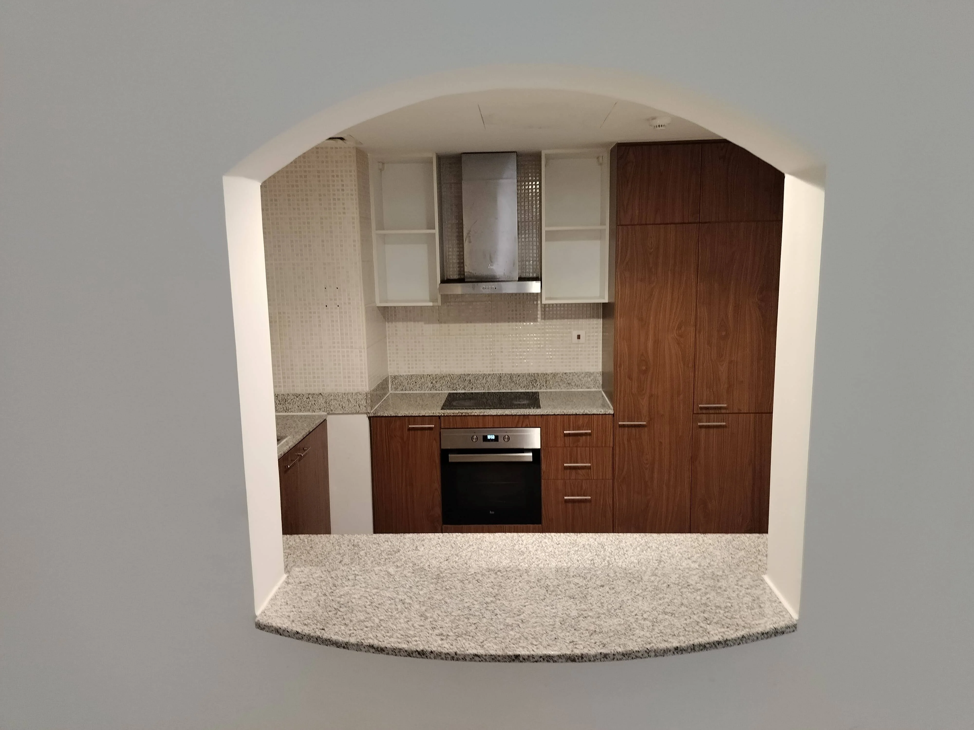 FREE ONE MONTH 1BEDROOM SEMI FURNISHED WITH MARINA