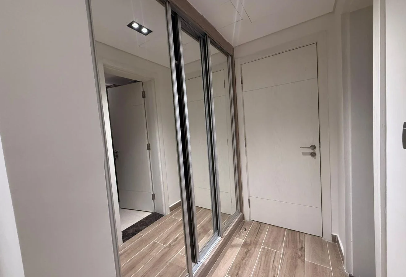 Elegant 2BHK Fully Furnished Brand New YasmenCity