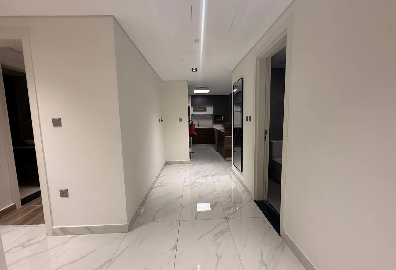 Elegant 2BHK Fully Furnished Brand New YasmenCity
