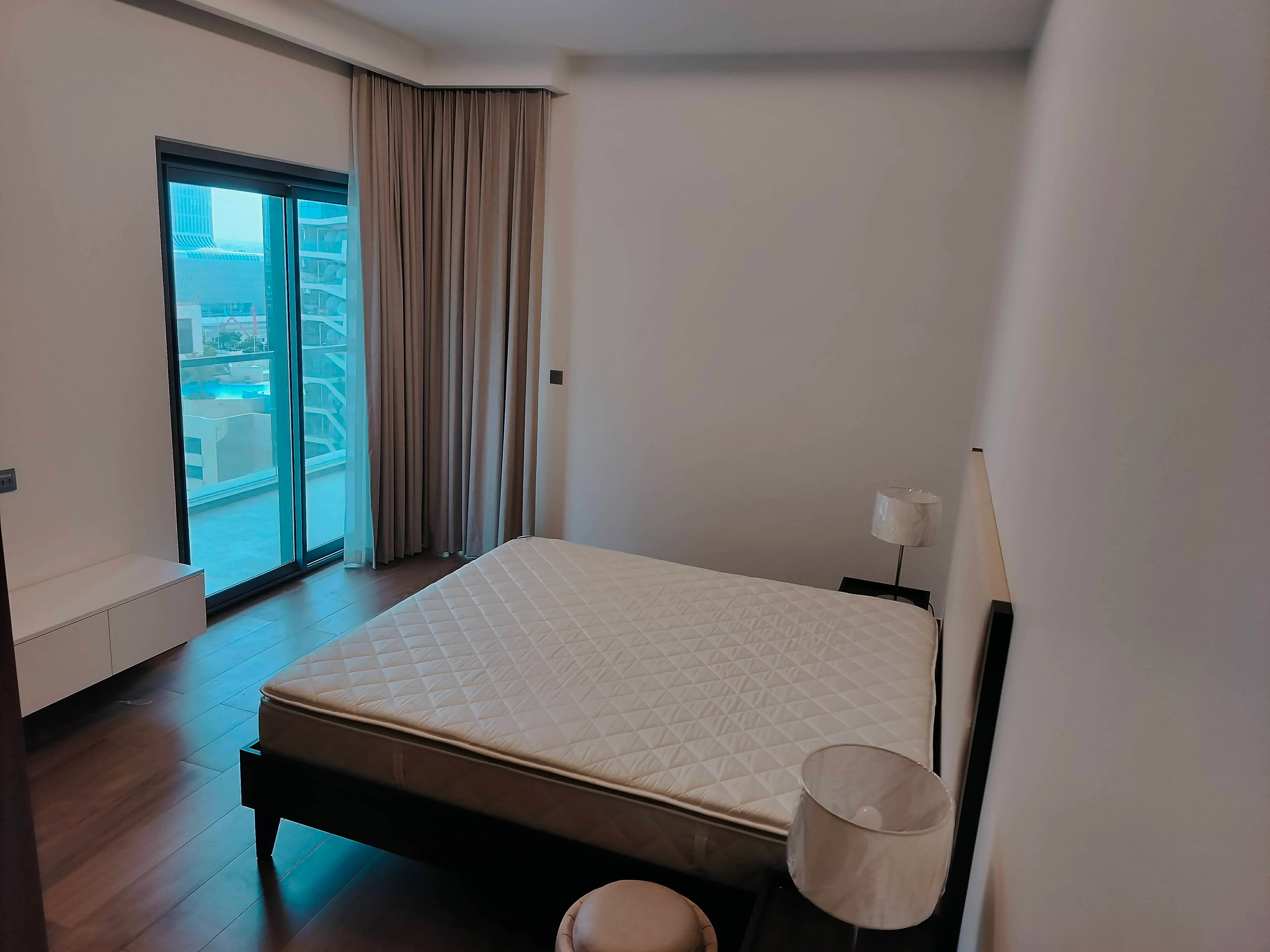 Marina 2 BHK + Maid I FF I EXL I Big Balcony I S V