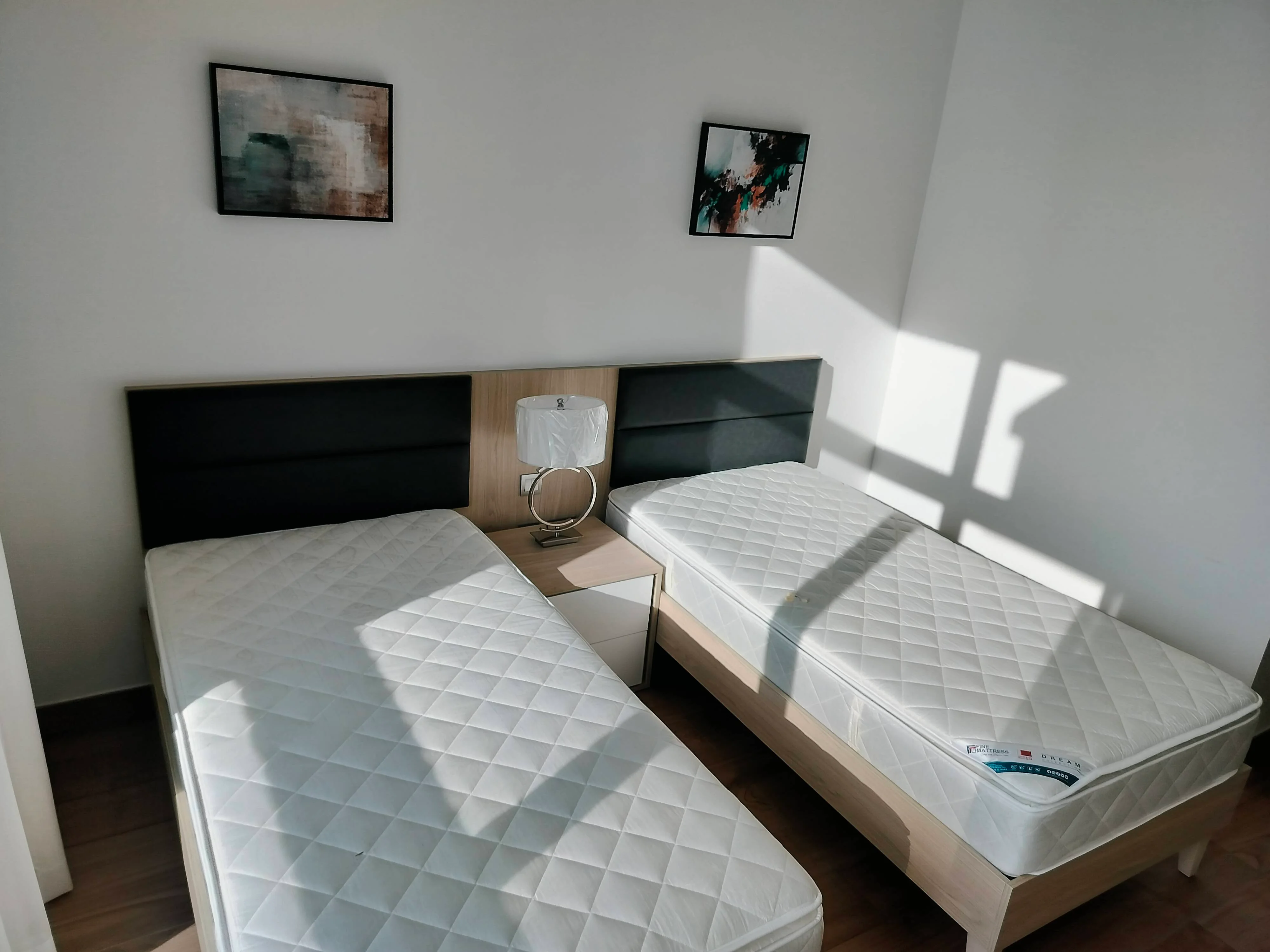 Marina 2 BHK + Maid I FF I EXL I Big Balcony I S V