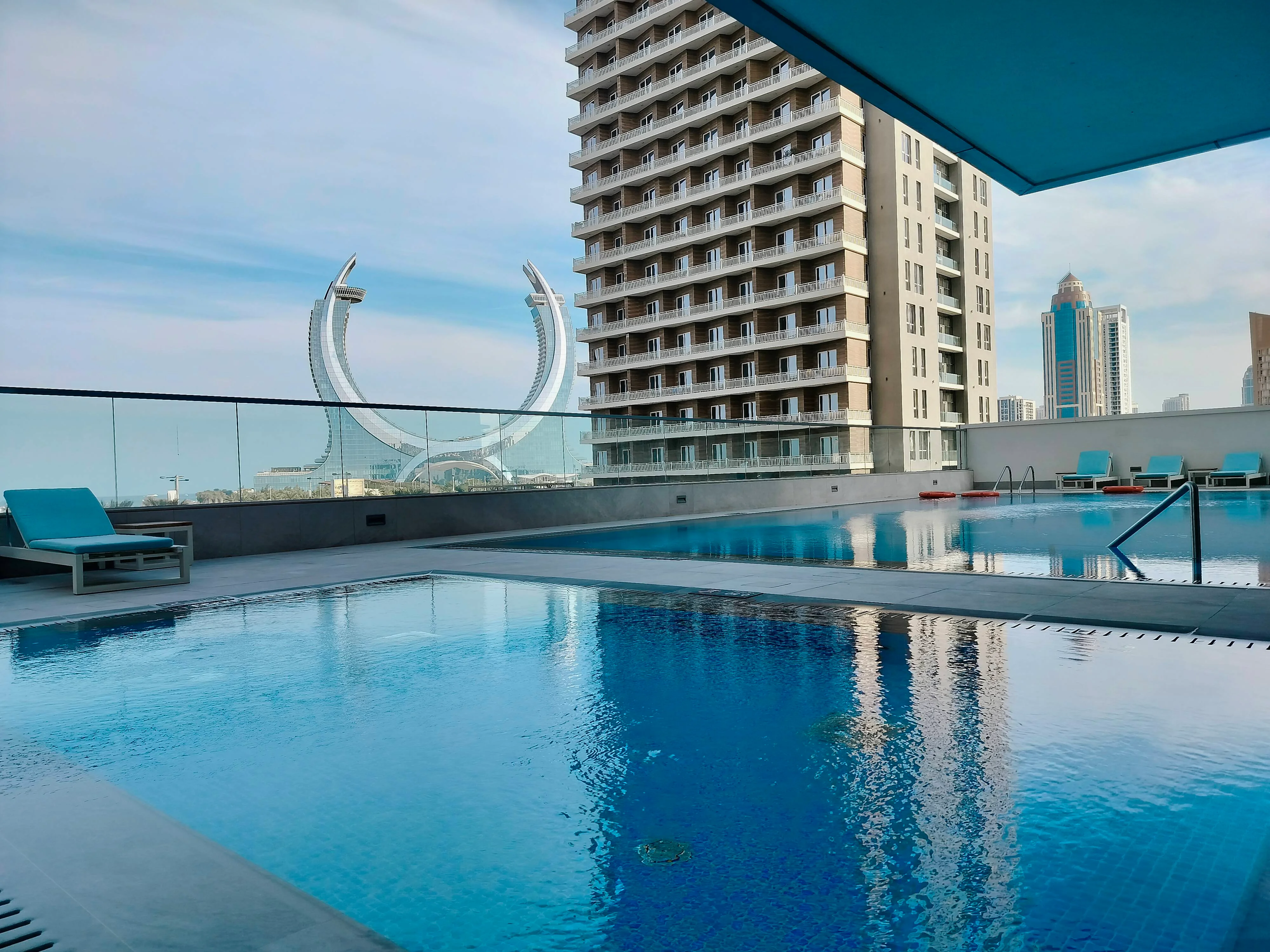 Marina 2 BHK + Maid I FF I EXL I Big Balcony I S V