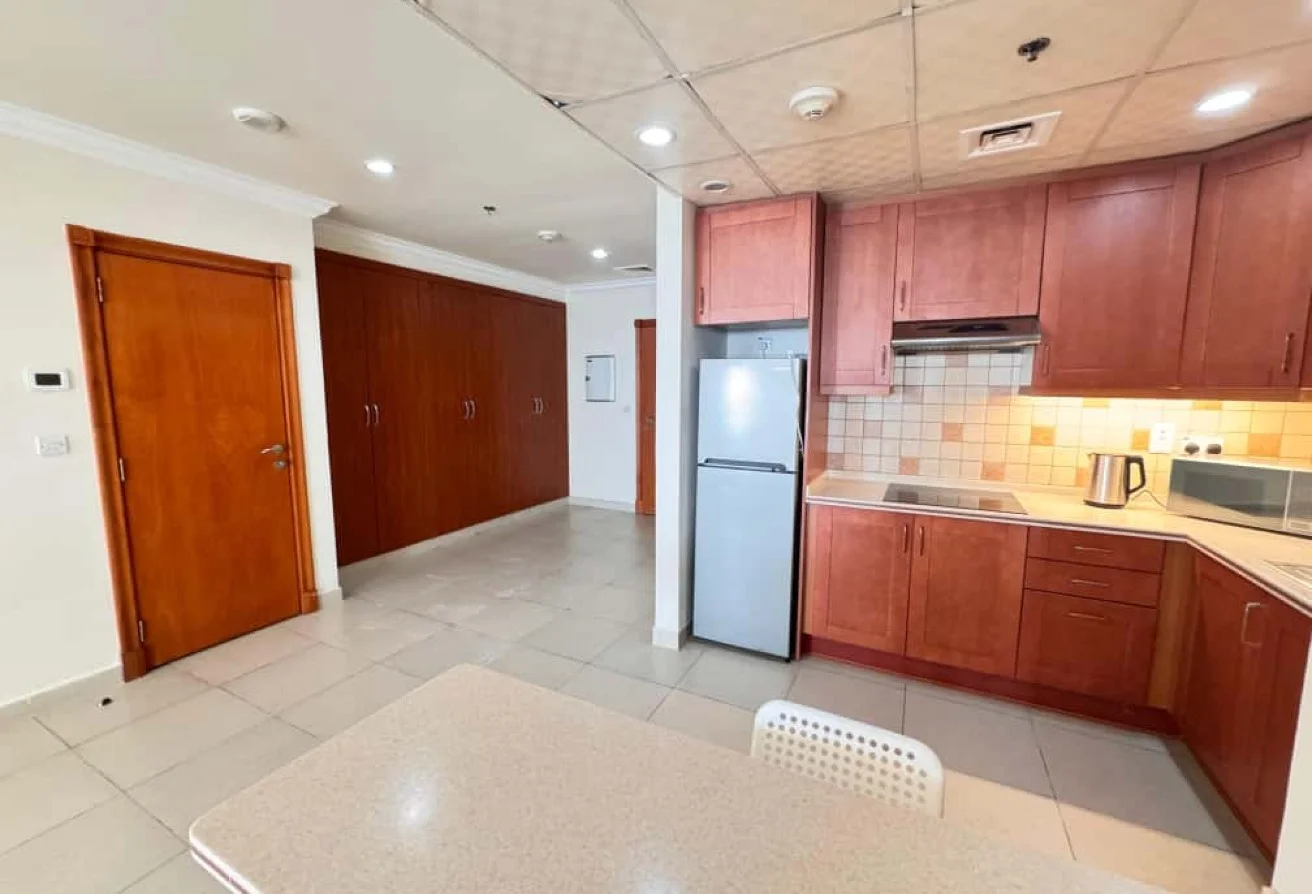 Large Sea View Studio in Porto Arabia