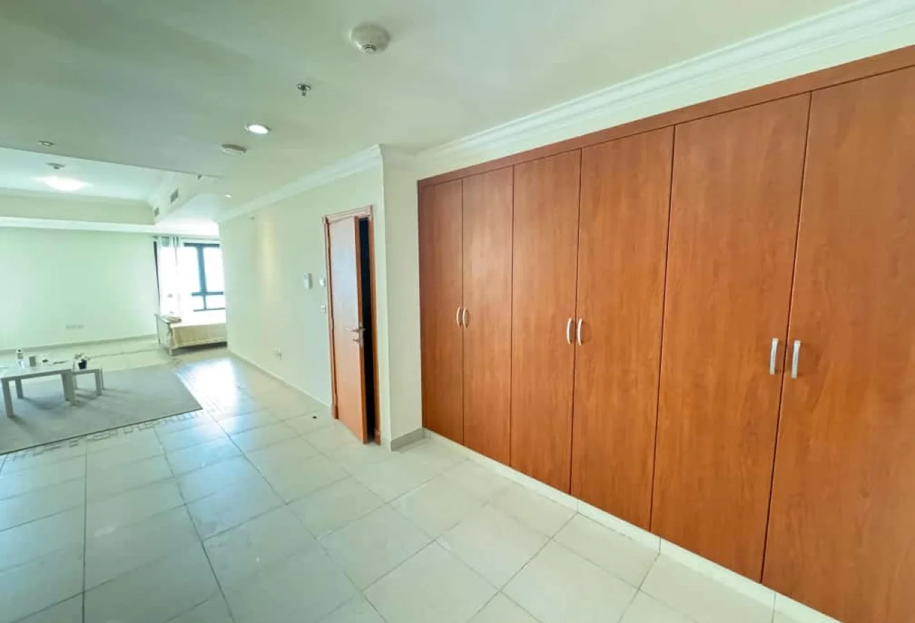 Large Sea View Studio in Porto Arabia - view 2