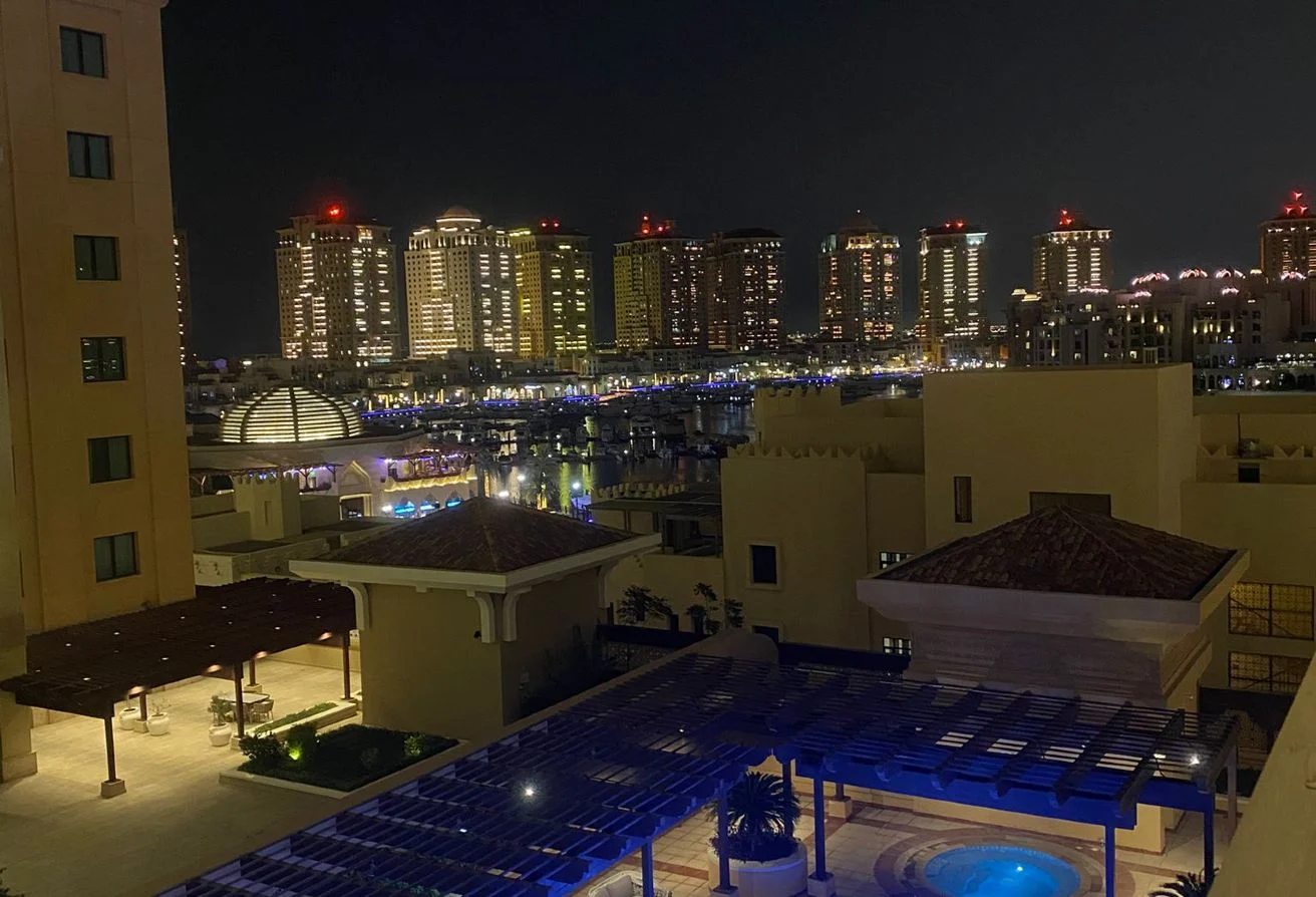 STUNNING STUDIO WITH MARINA AND SEA VIEW IN PEARL - view 1