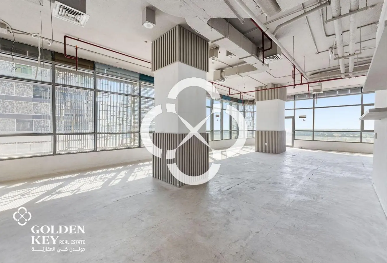 Balcony| Spacious Office space for Rent| Sea View