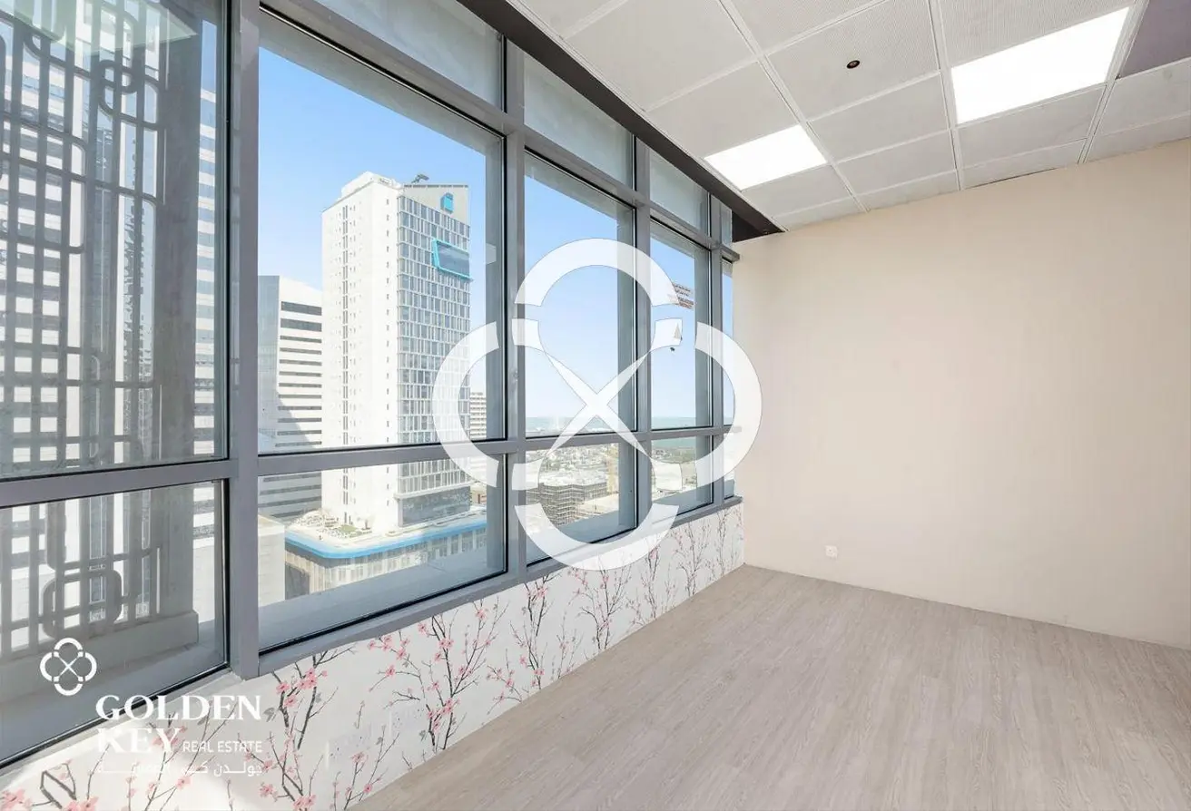 Balcony| Spacious Office space for Rent| Sea View