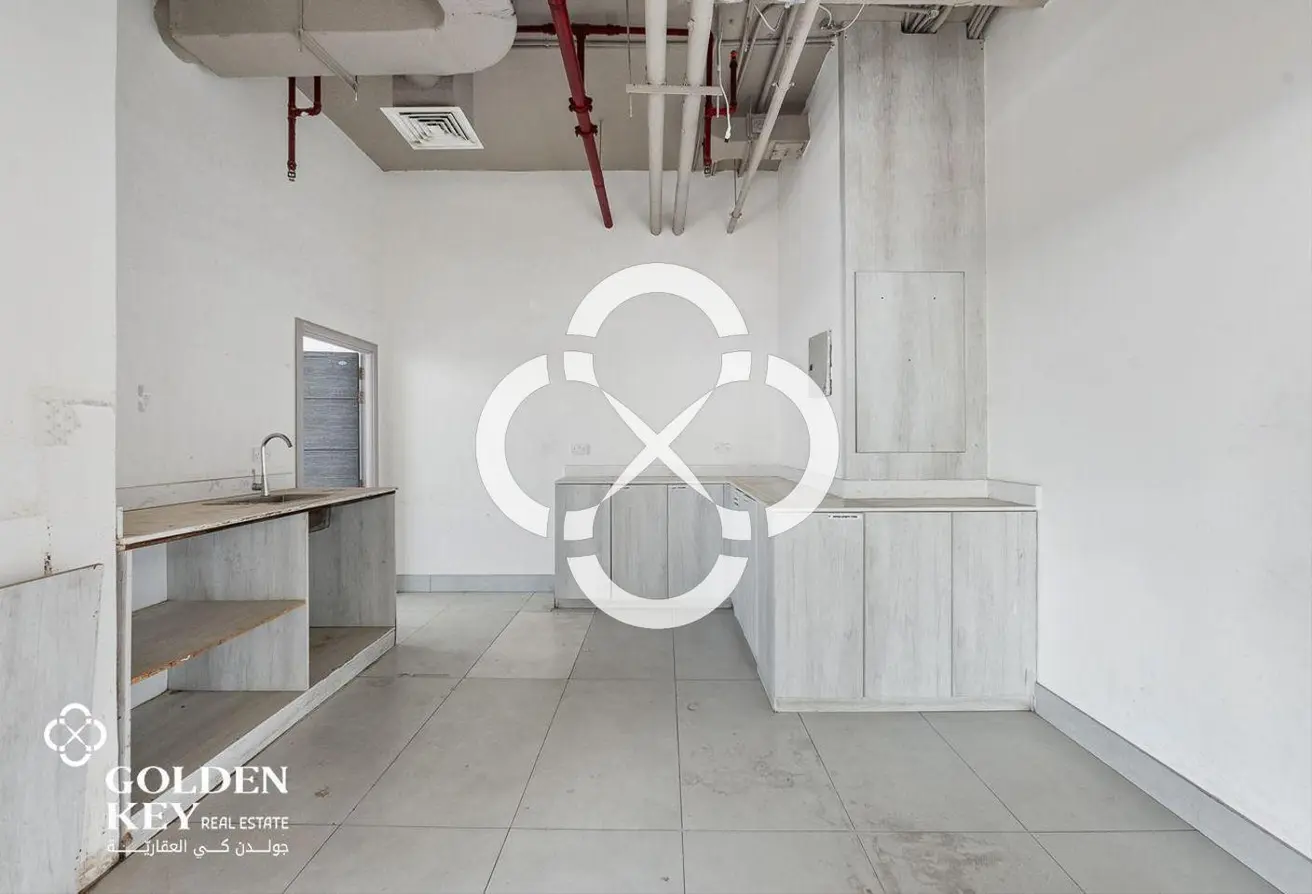 Balcony| Spacious Office space for Rent| Sea View