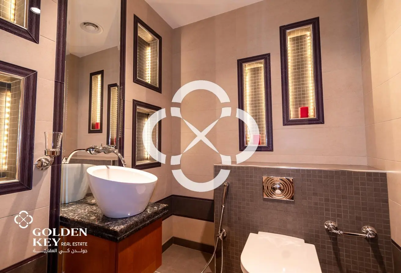 Luxury 2BR with Balcony | All Bills Included