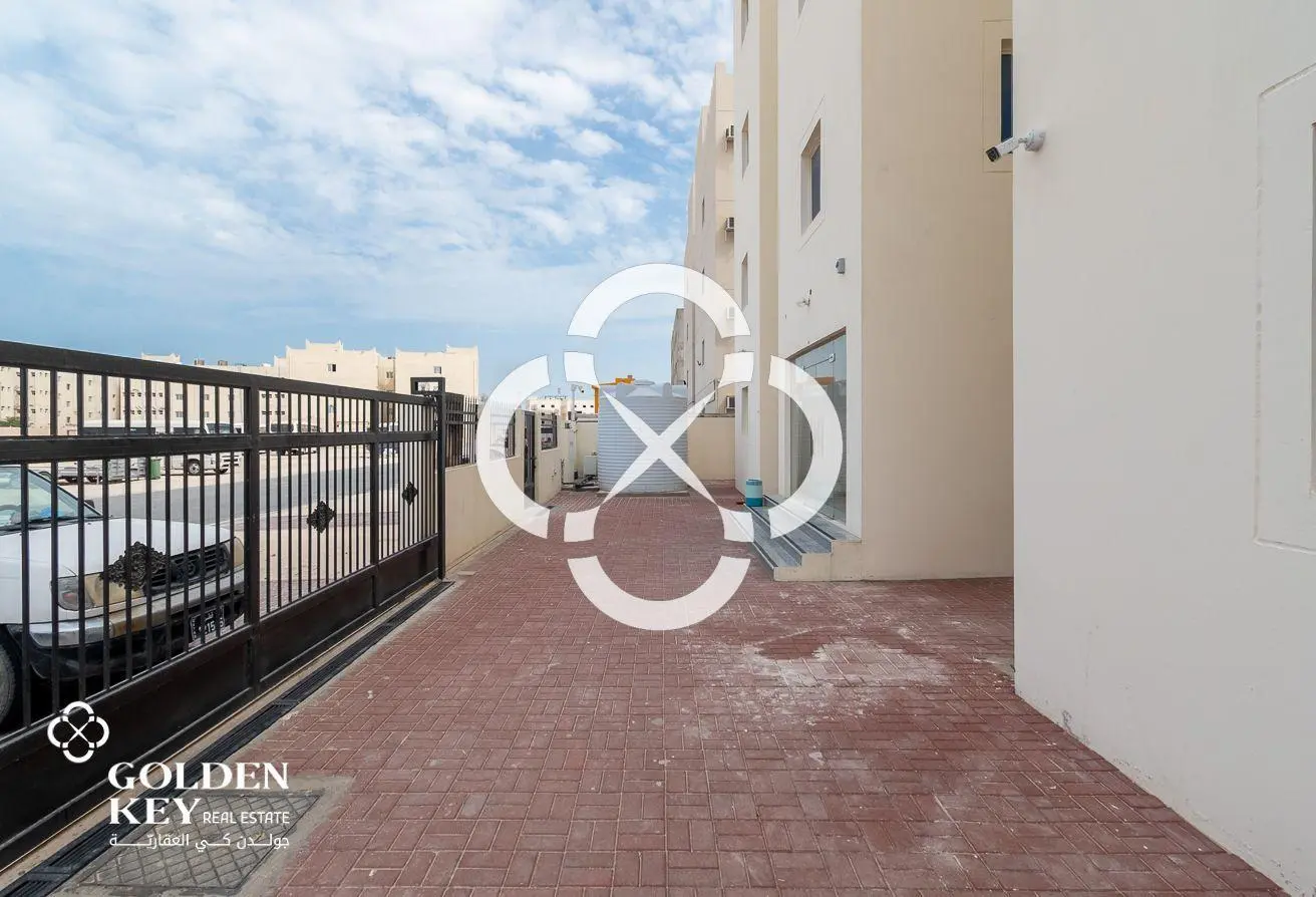 Brand New Labor Camp + 2 Shops | Birkat Al Awamer