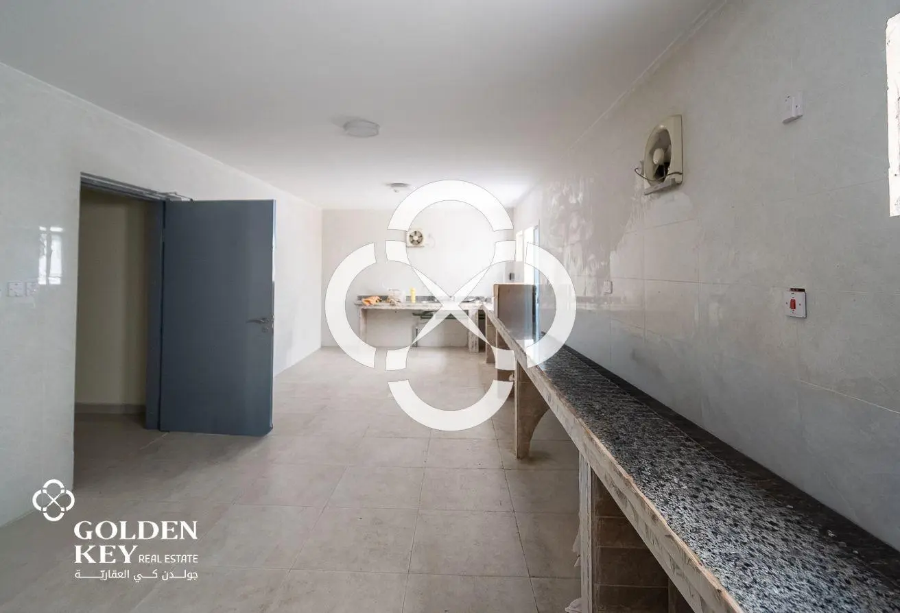 Brand New Labor Camp + 2 Shops | Birkat Al Awamer