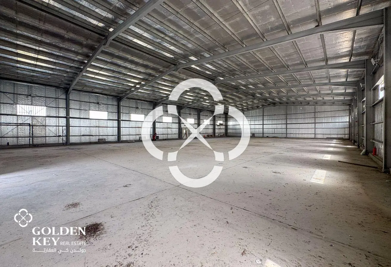 General Warehouse | Main Road | Birkat Al Awamer