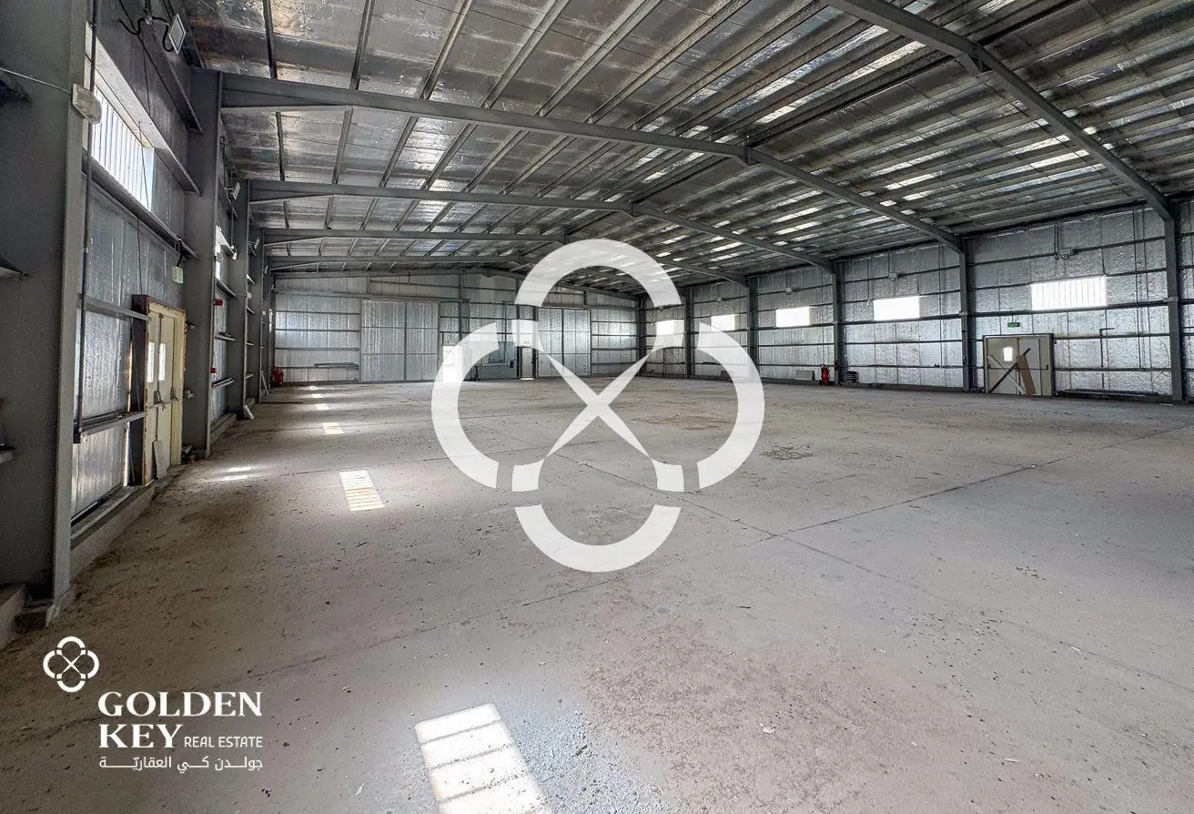 General Warehouse | Main Road | Birkat Al Awamer