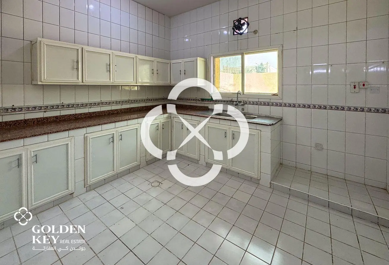 Spacious 6BR Villa for Female Staff in Ain Khaled