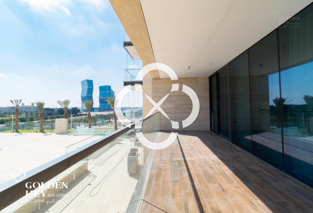 Luxury FF 2BR+Maid with Balcony | Lusail Marina - view 1