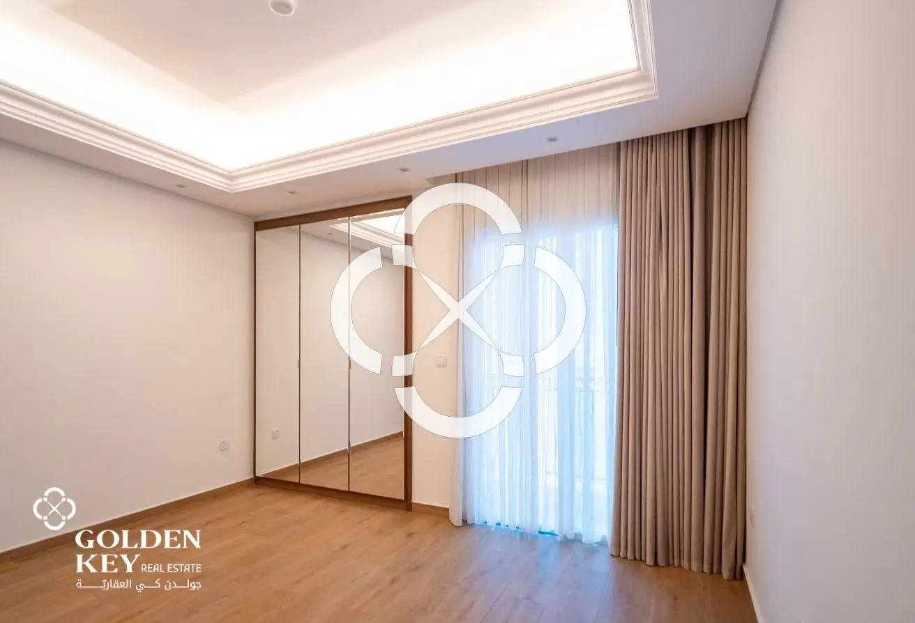 NO COMMISSION | SPACIOUS LAYOUT | VILLA 5BR