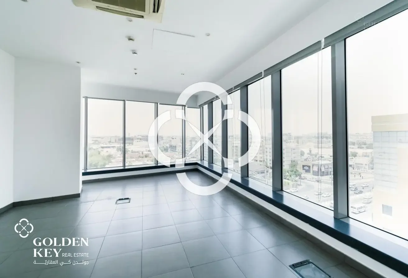 390sqm Office Space | With Partitions | Al Sadd