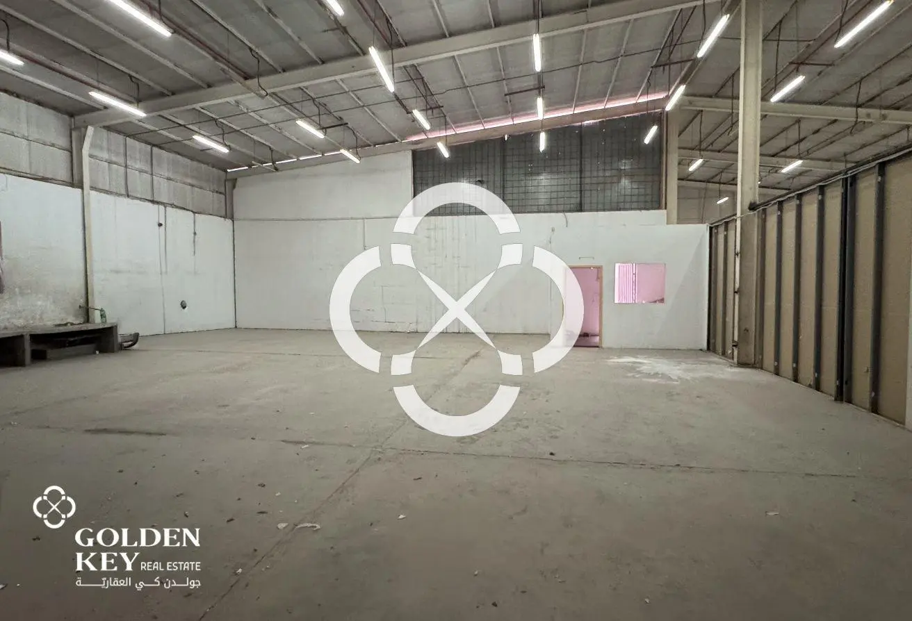 Steel Workshop with Accommodation |Industrial Area