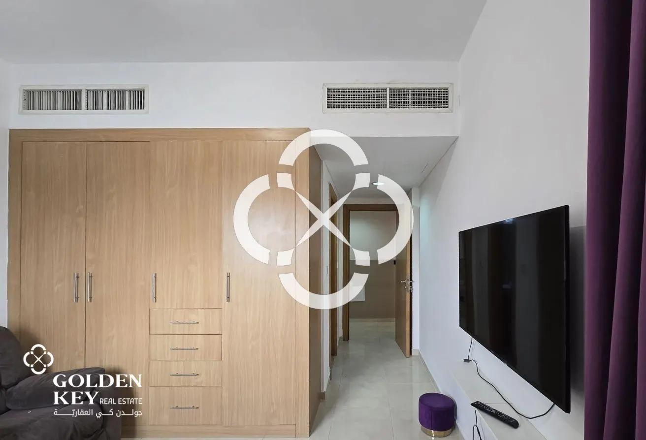 Affordable 3BR with Balcony | Stadium View