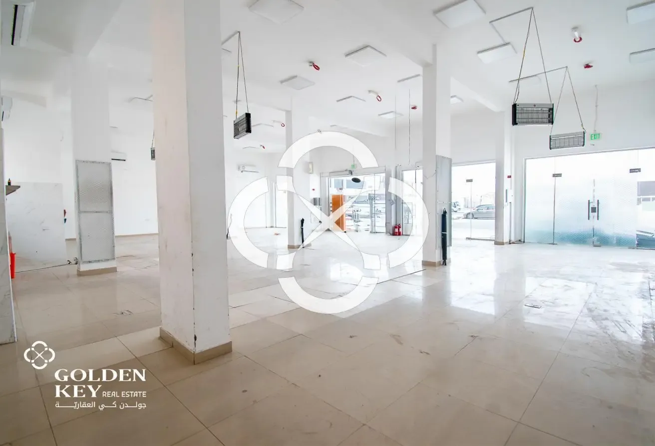 Exclusive Shop for Rent | 200 SQM | Prime Location