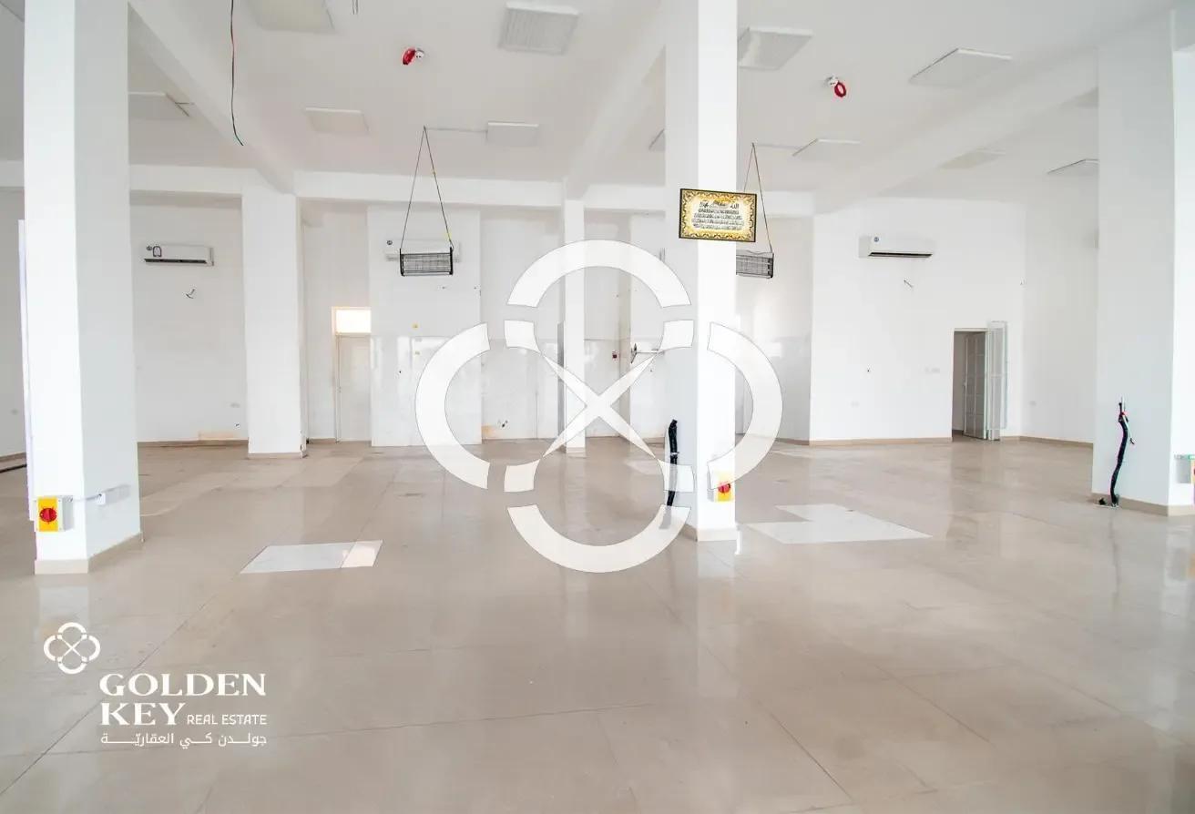 Exclusive Shop for Rent | 200 SQM | Prime Location