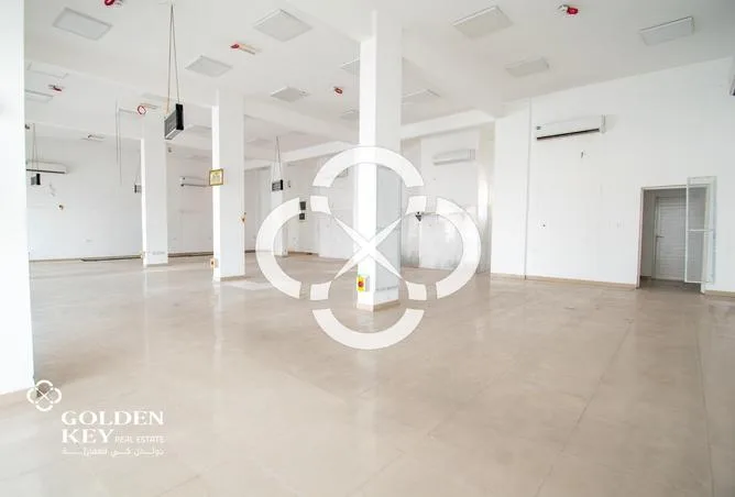 Exclusive Shop for Rent | 200 SQM | Prime Location