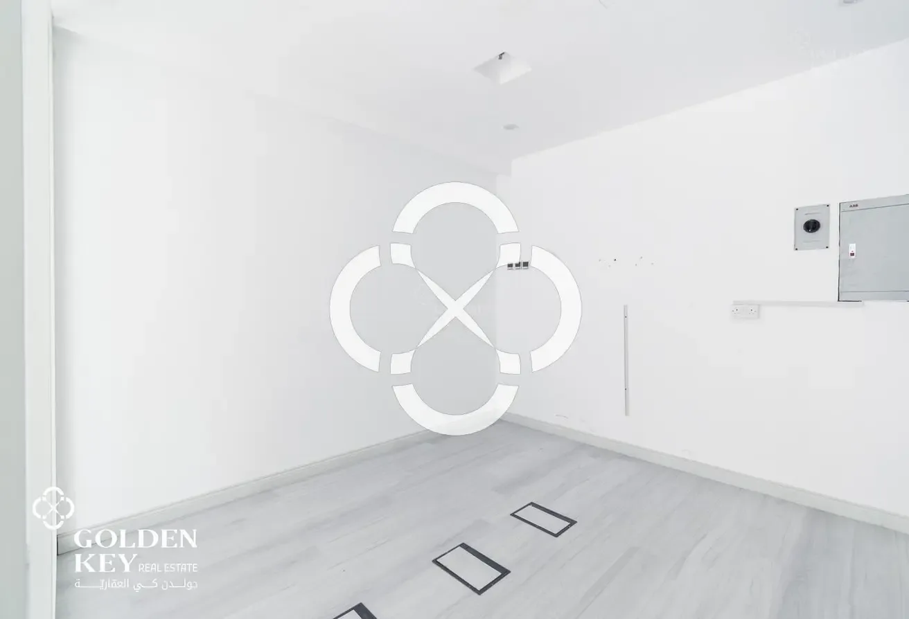 Large Office Space | Sunfilled | Great Tower