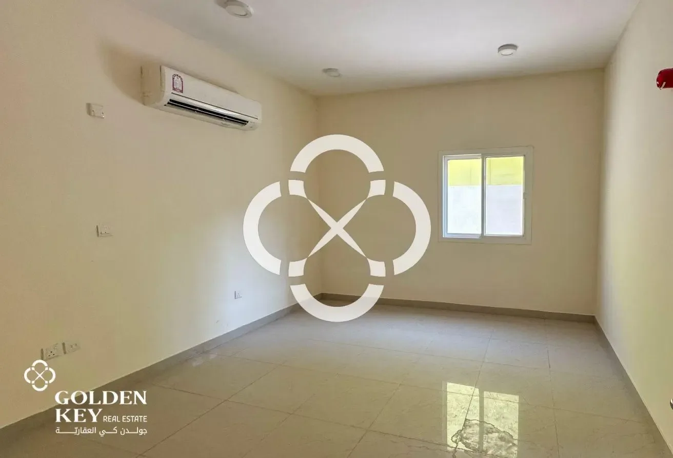 General Warehouse For Rent | Industrial Area