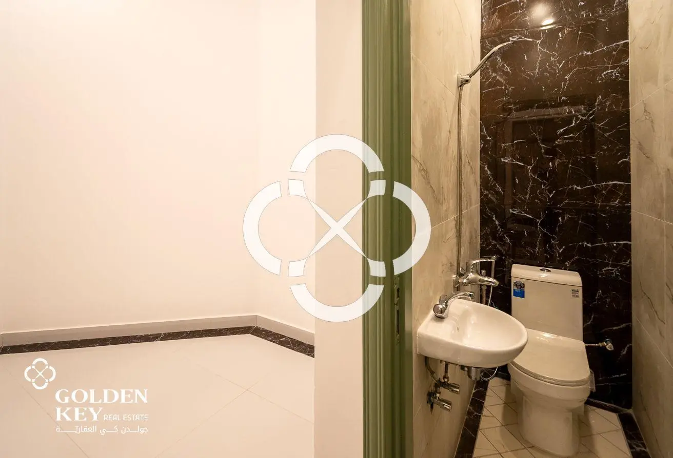 5BR+Maid Villa with Private Pool | West Bay Lagoon
