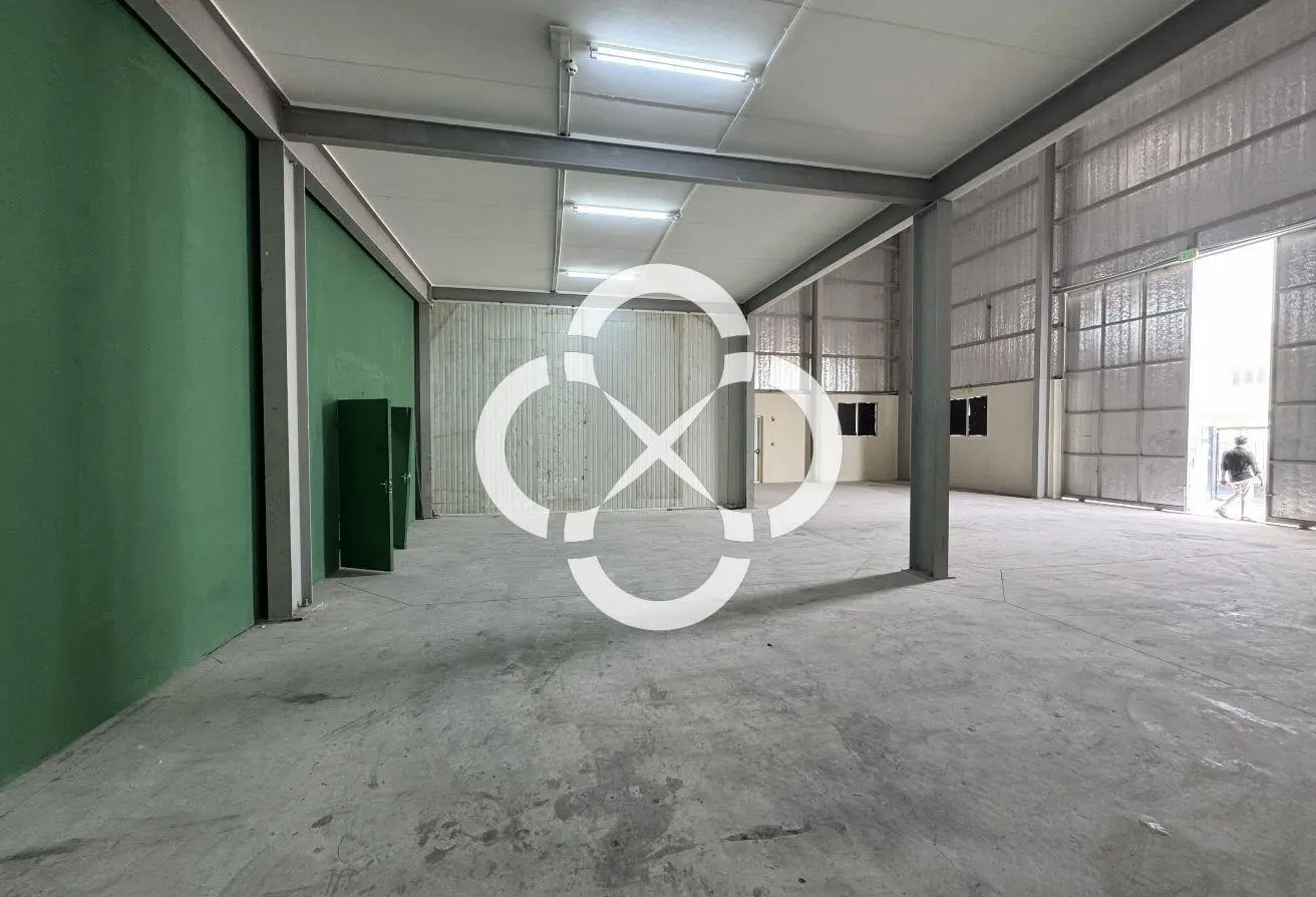 AC Food Warehouse with Partition | 1,000 SQM