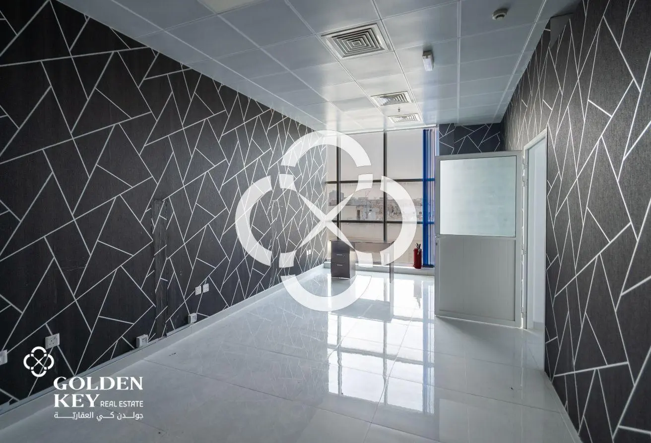 Well-Located Office Space in Matar Qadeem - view 2