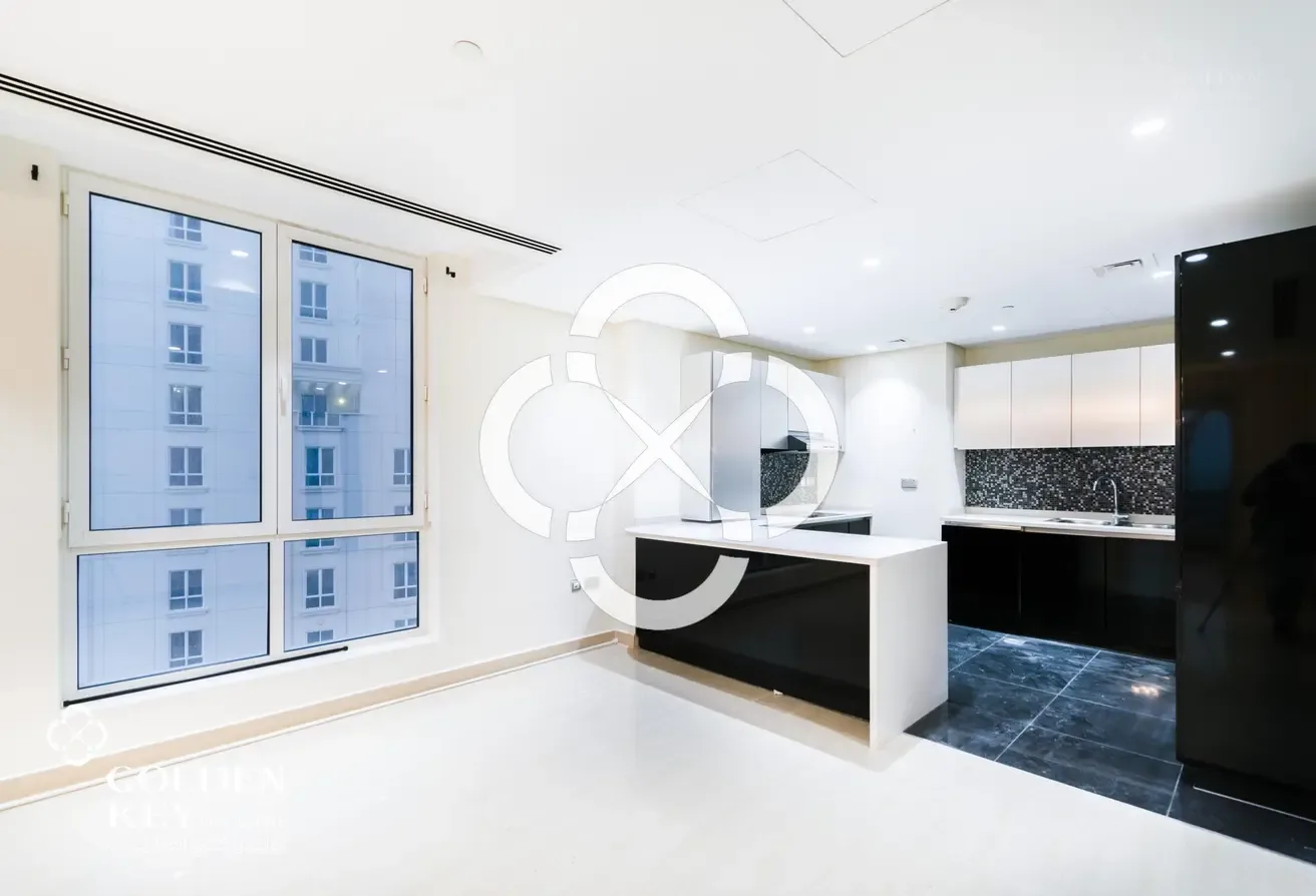 Bills included | SF 2BR with Balcony| Beach Access