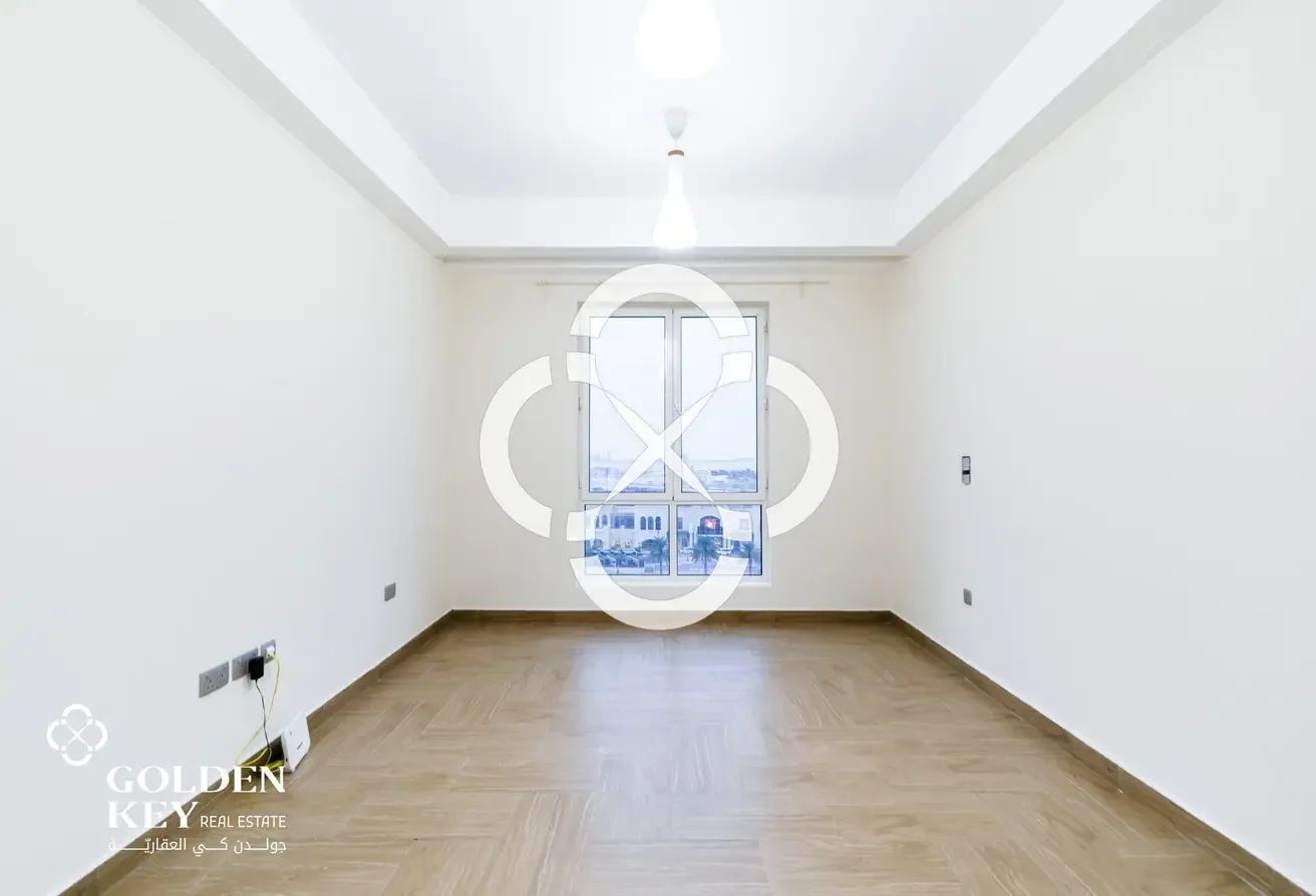 Bills included | SF 2BR with Balcony| Beach Access